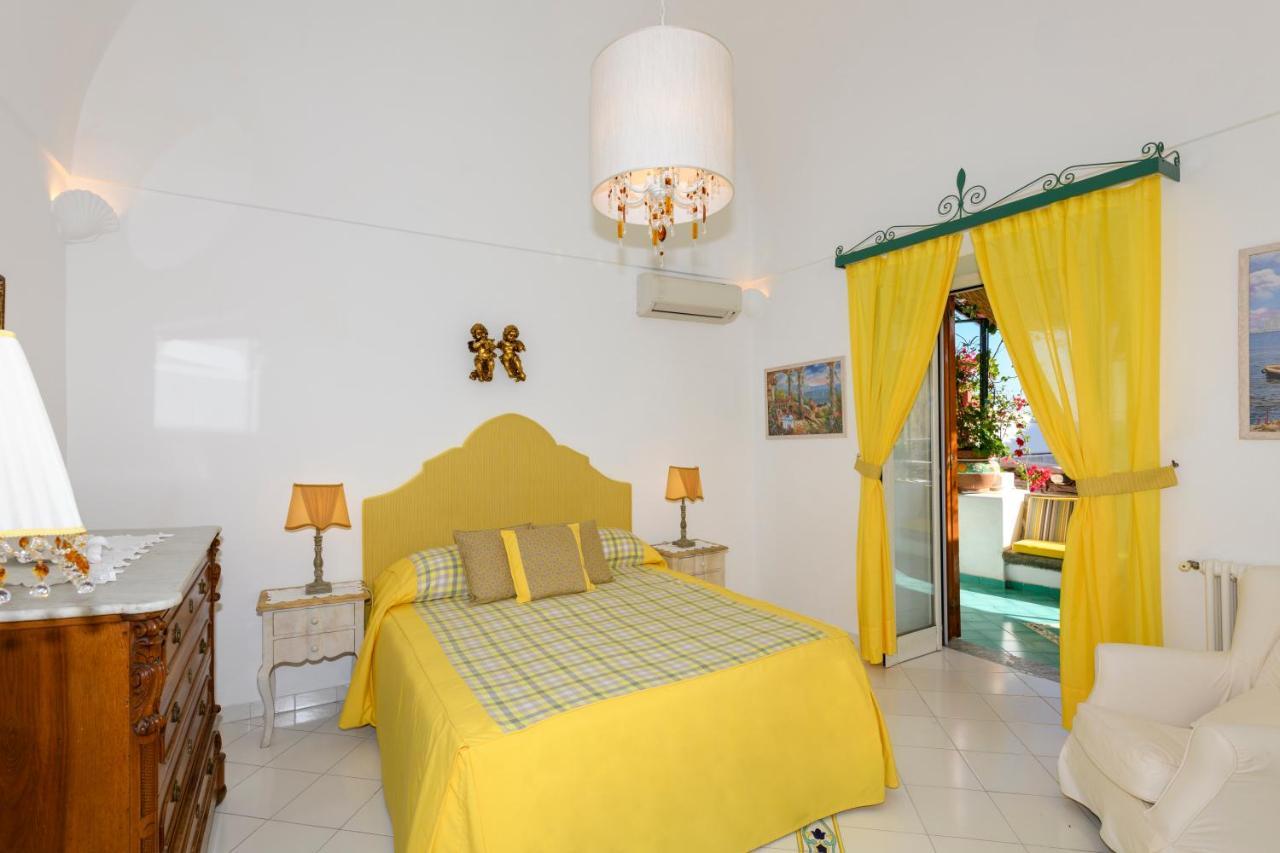 Proprieta Antonio 3 Unita Indipendenti Apartment Positano Luaran gambar